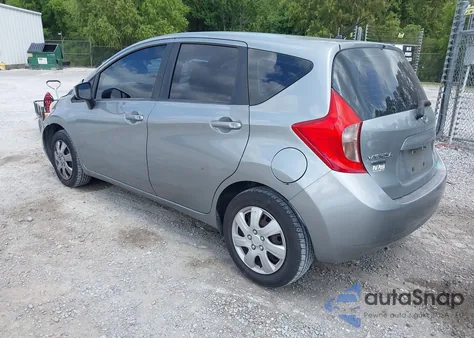 2015 Nissan Versa Note S (Sr)/S Plus/Sl/Sr/Sv z USA, uszkodzony, nr VIN 3N1CE2CP0FL365358